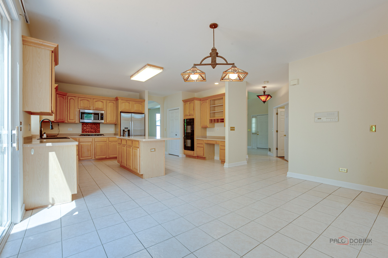2224 Cathedral Court, Gurnee, IL 60031