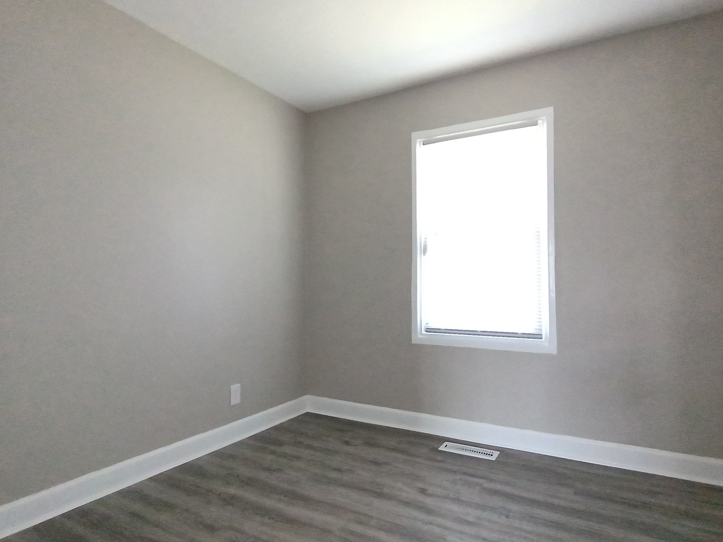 2136 223rd Street, Sauk Village, IL 60411