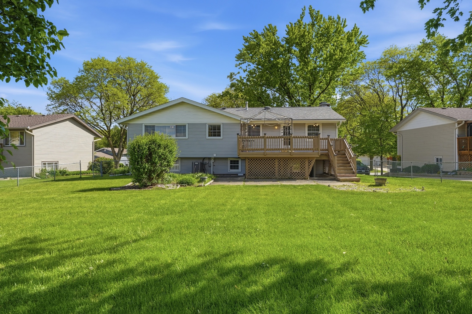 516 Janine Lane, Schaumburg, IL 60193