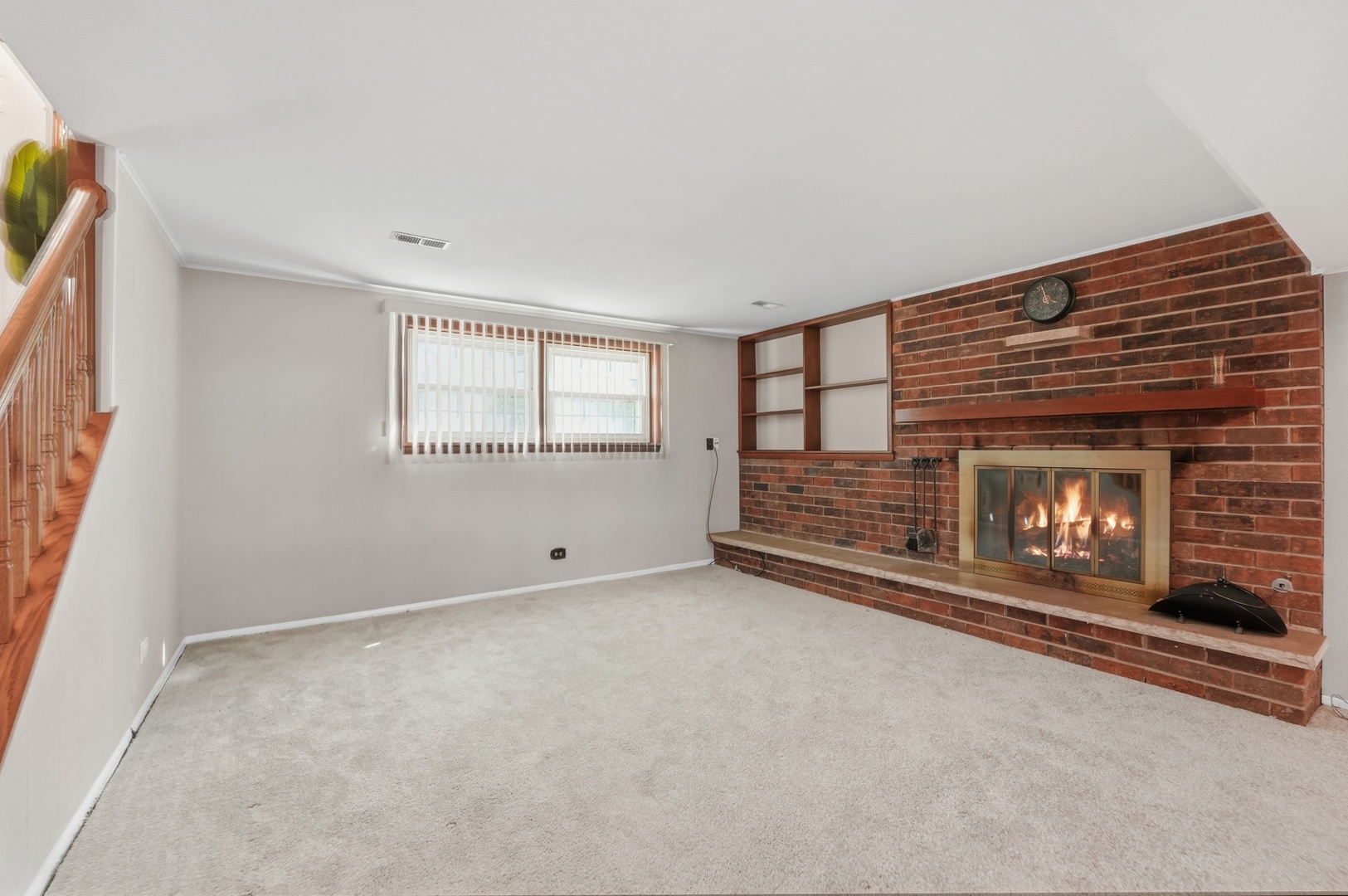 516 Janine Lane, Schaumburg, IL 60193