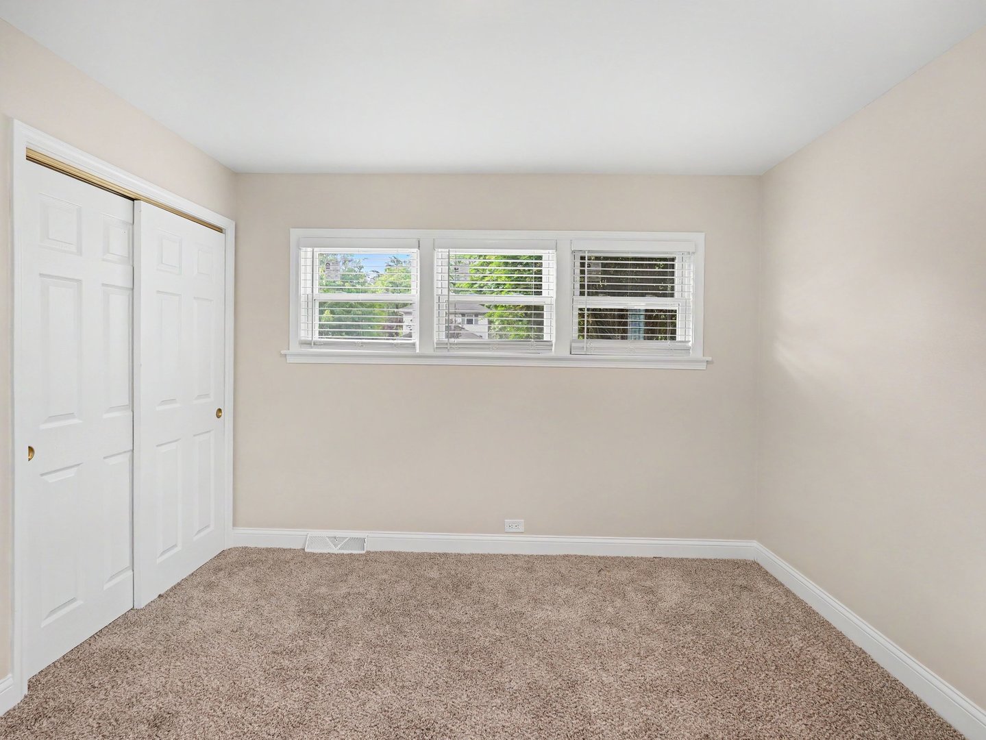 1650 Cedar Road, Homewood, IL 60430