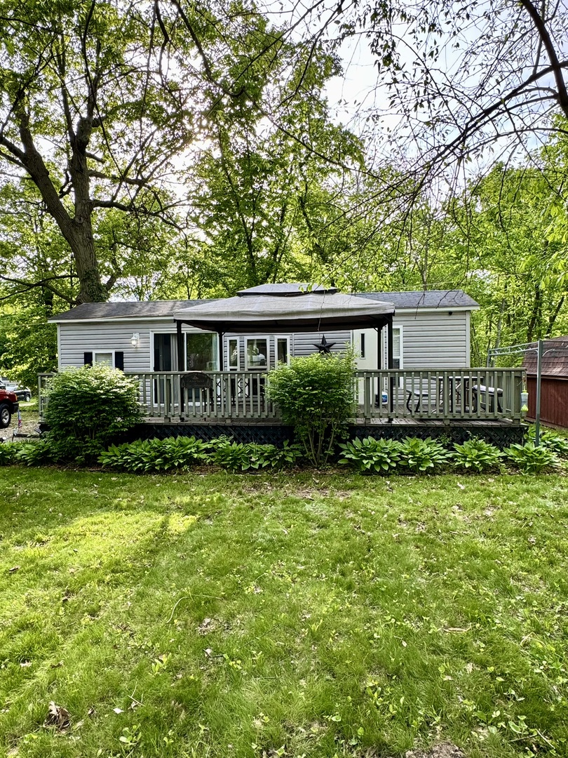 2795 E 28th Road, Seneca, IL 61360