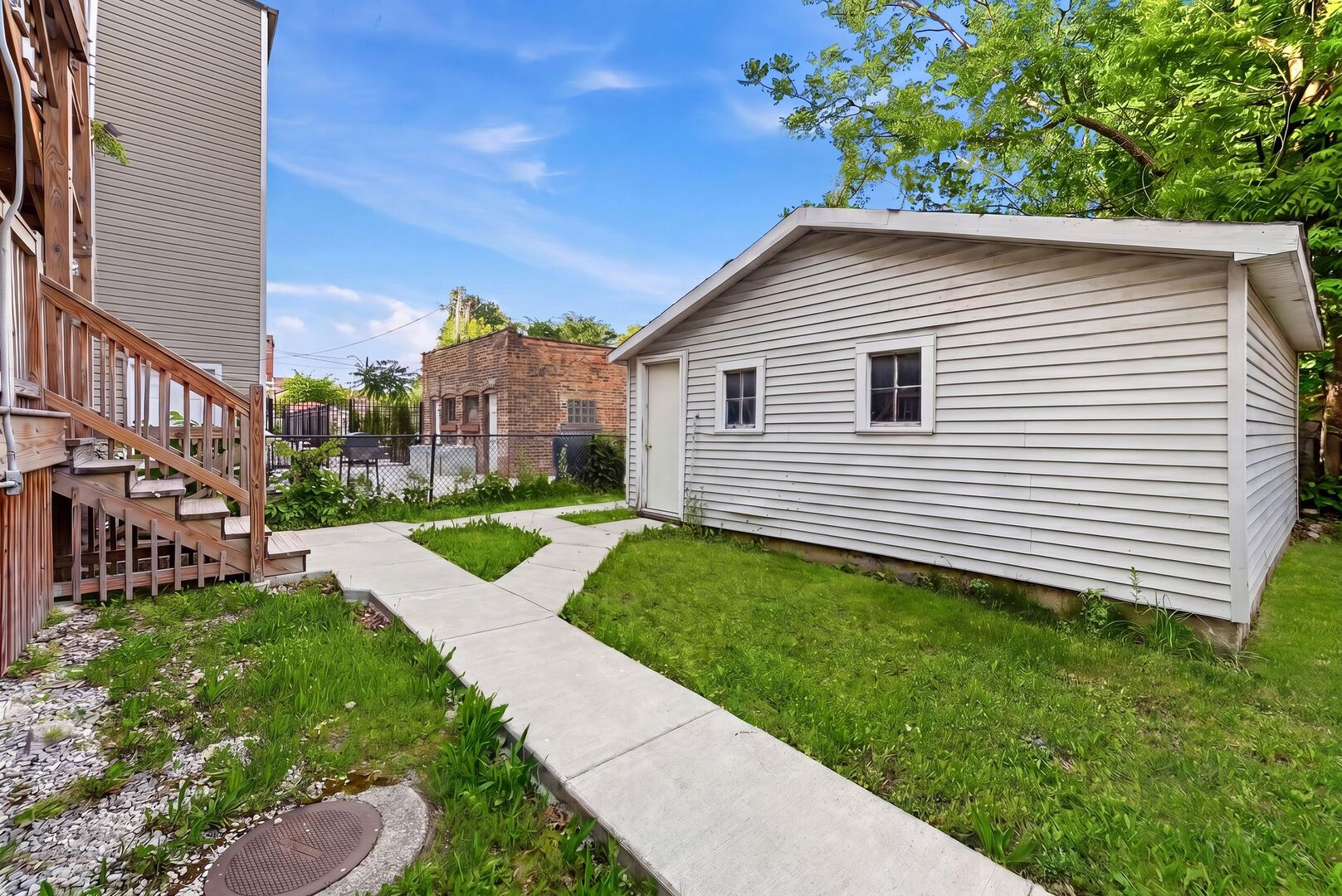 6127 S Champlain Avenue, Chicago, IL 60637