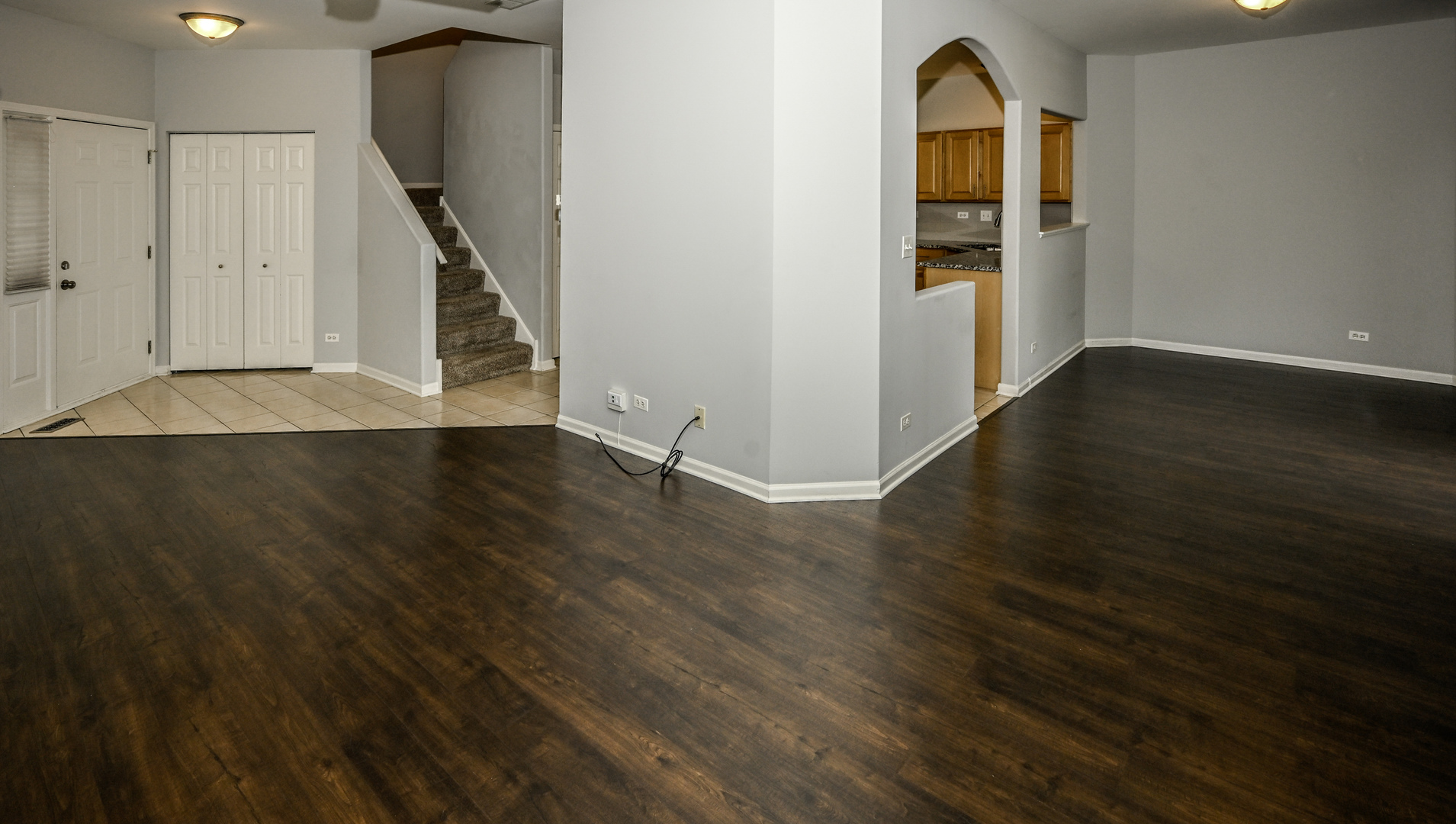 574 E Thornhill Lane, Palatine, IL 60074