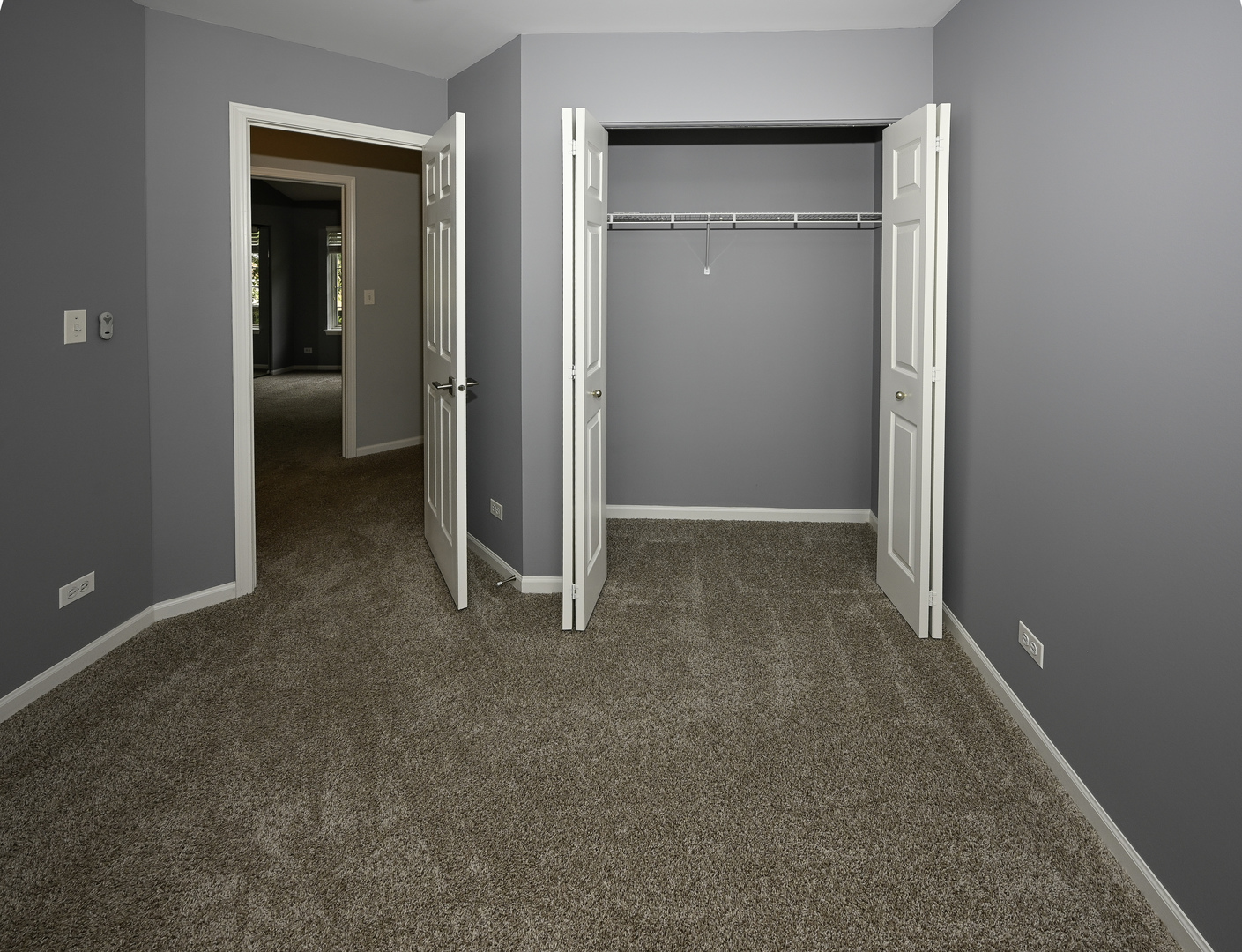 574 E Thornhill Lane, Palatine, IL 60074