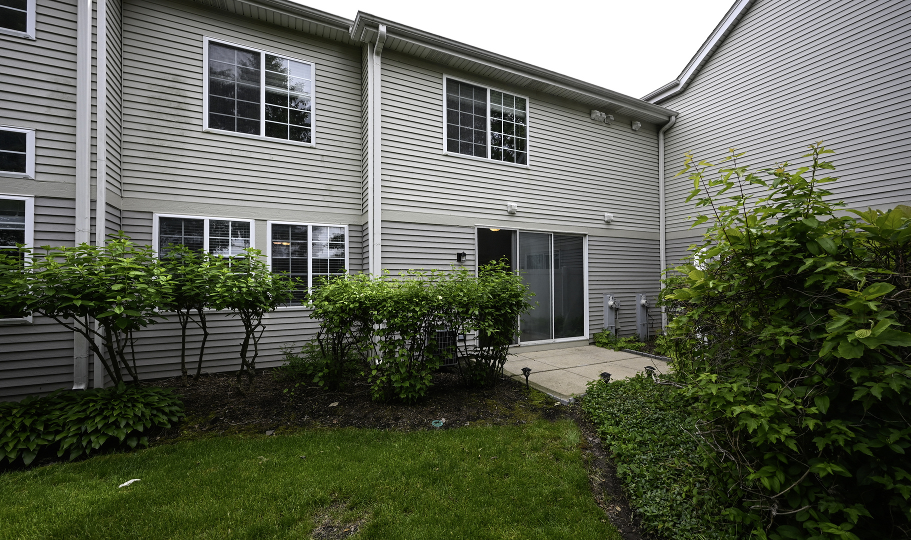 574 E Thornhill Lane, Palatine, IL 60074