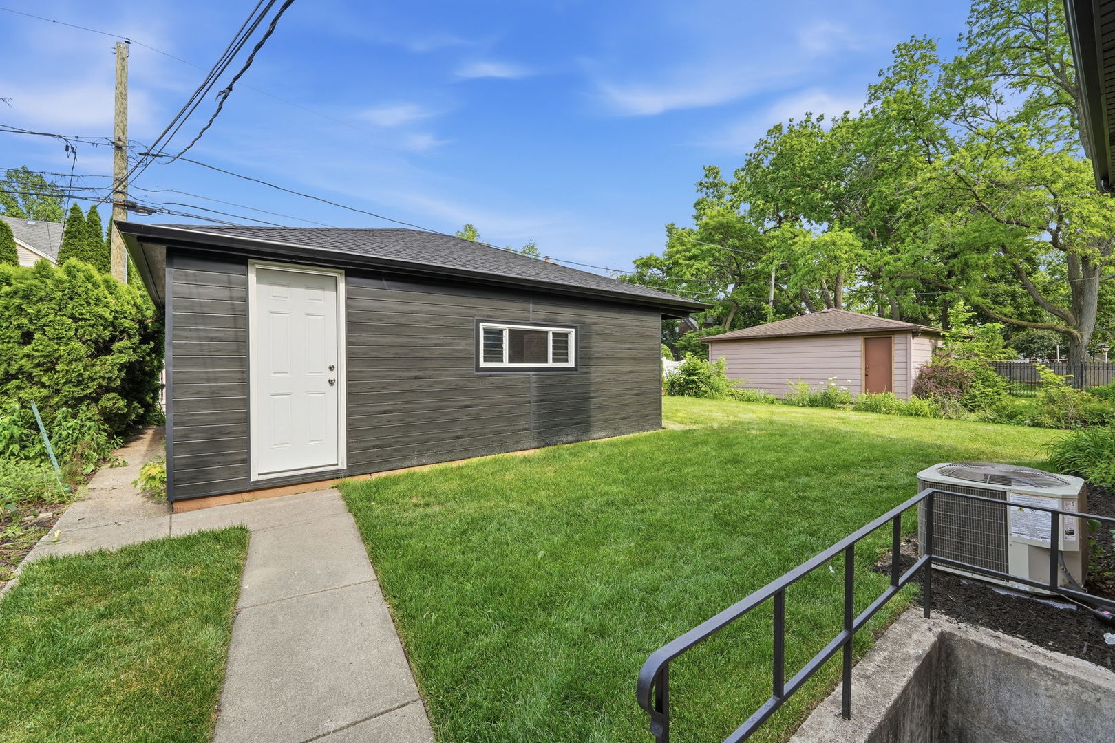 1009 S Washington Avenue, Park Ridge, IL 60068