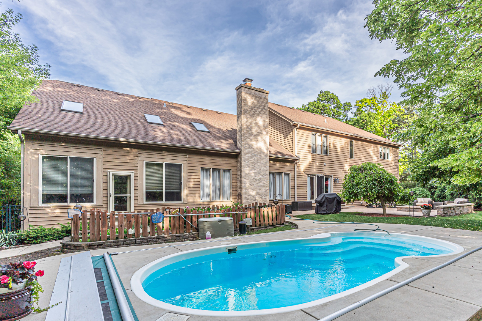 902 DORAL Drive, Bartlett, IL 60103