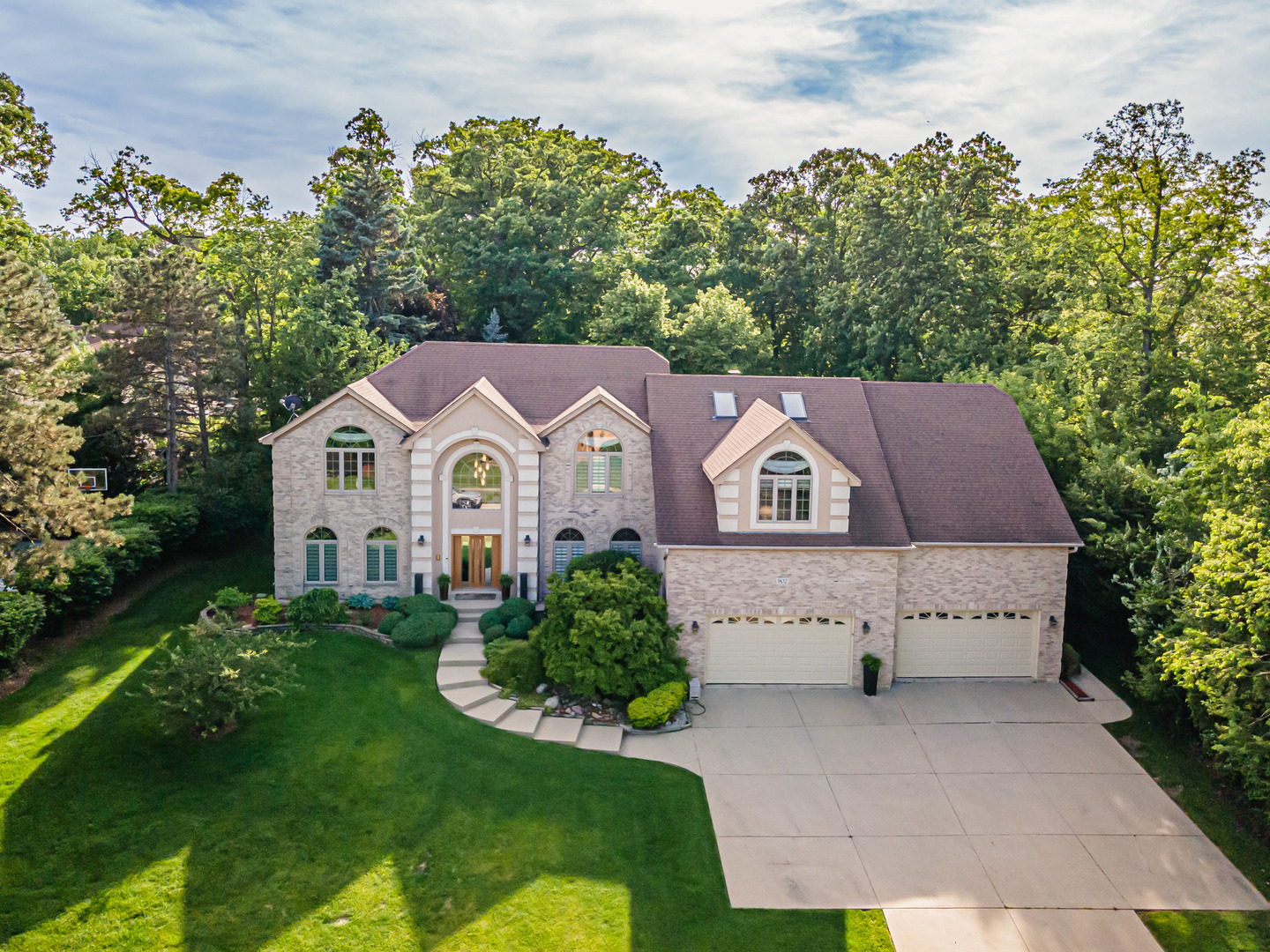 902 DORAL Drive, Bartlett, IL 60103