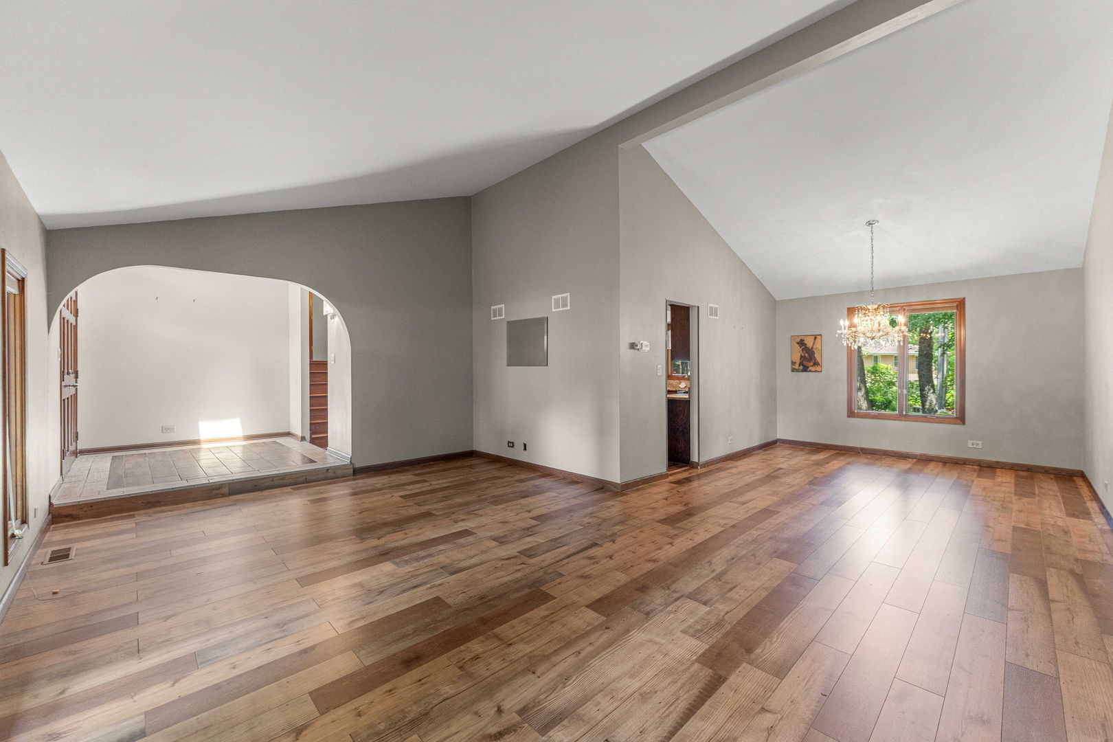 18039 Whitman Lane, Lansing, IL 60438