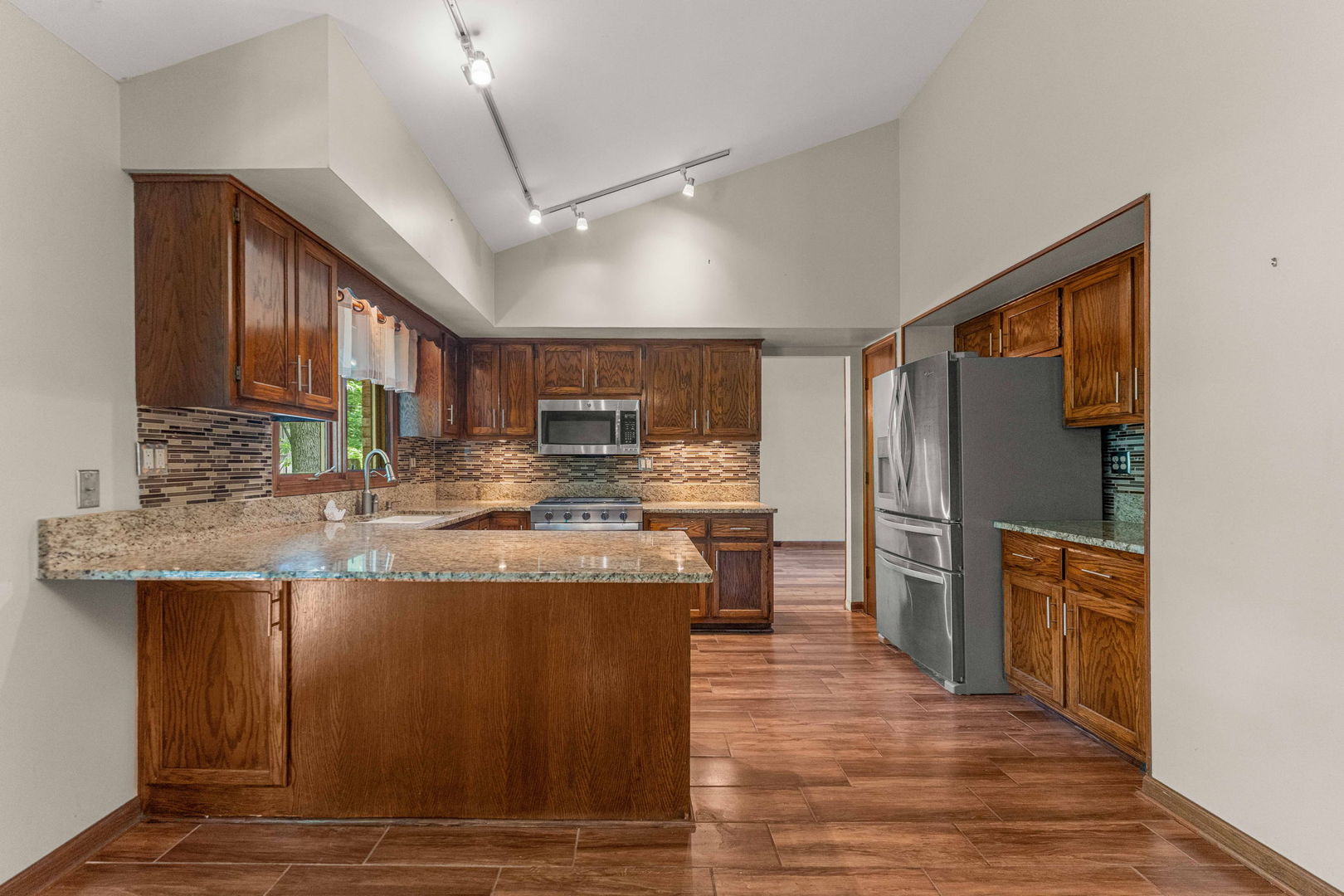 18039 Whitman Lane, Lansing, IL 60438