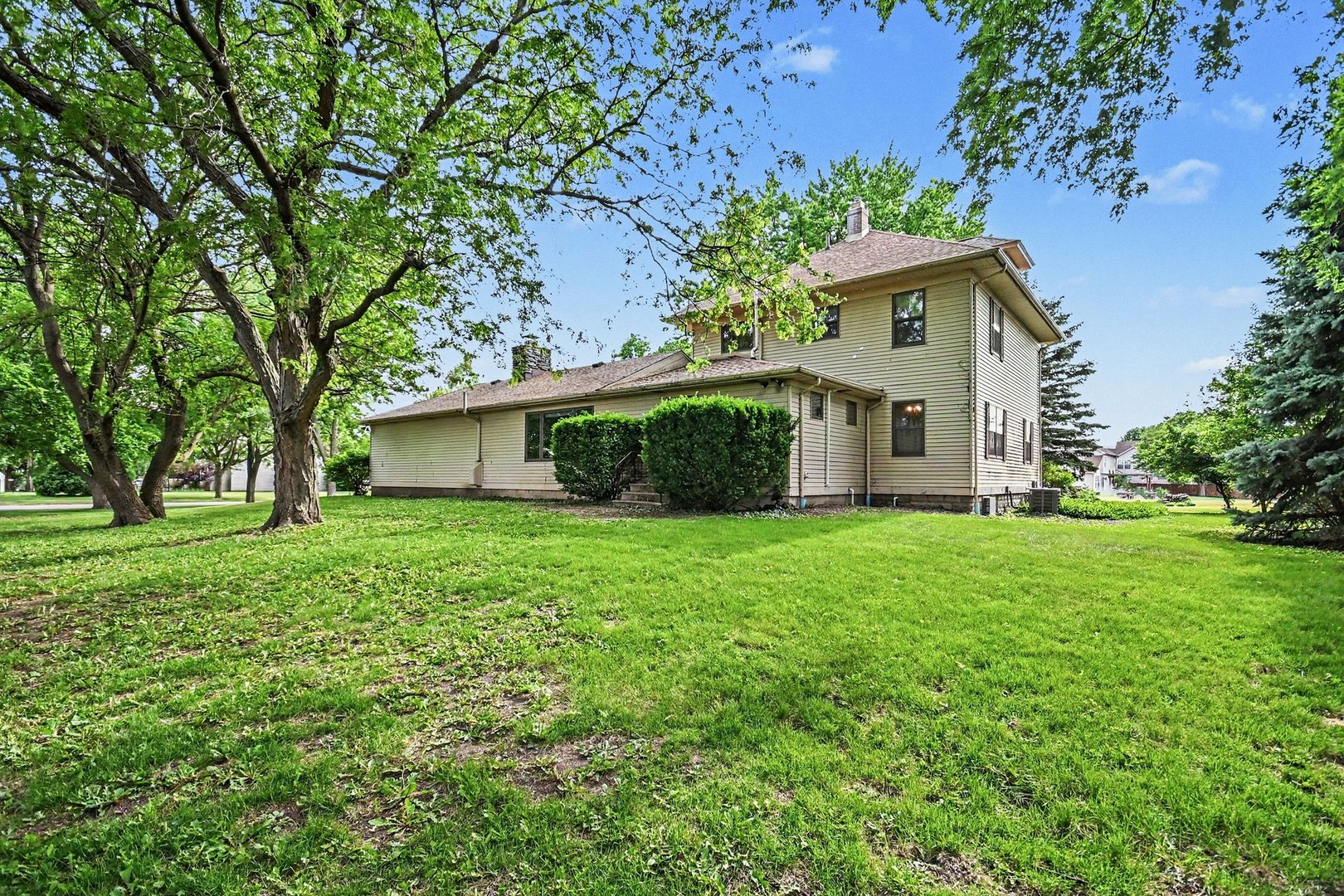 12905 Cathy Lane, Plainfield, IL 60585