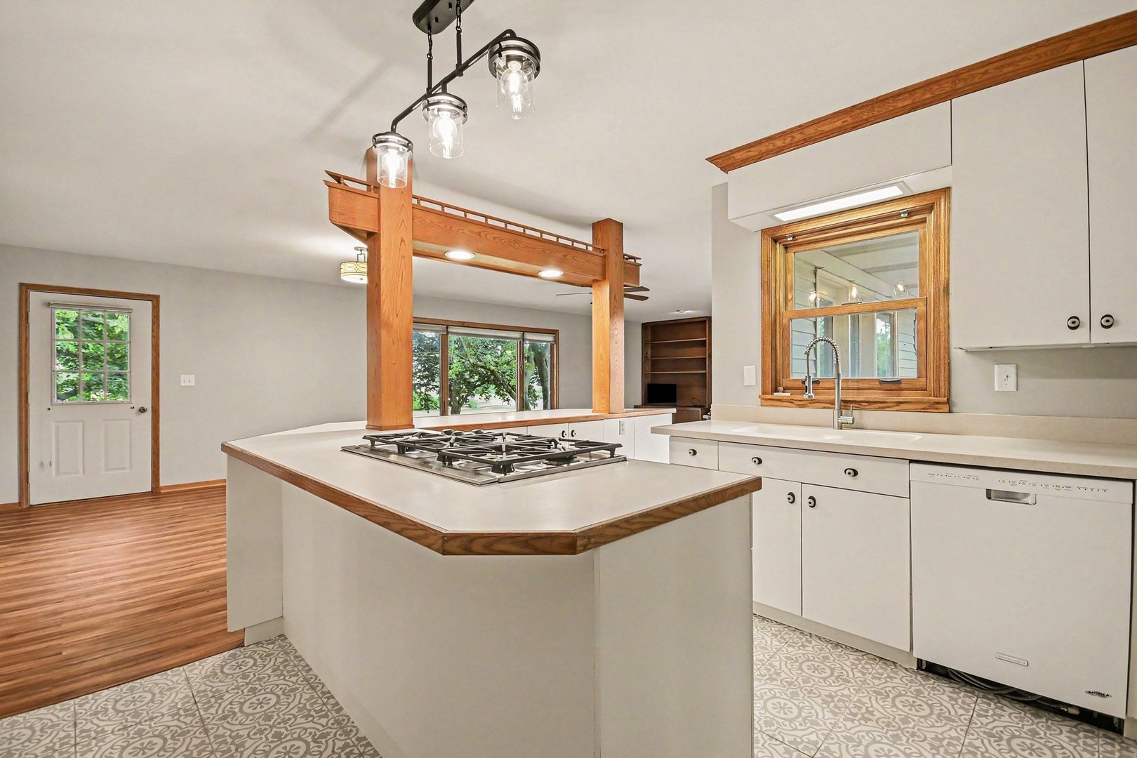 12905 Cathy Lane, Plainfield, IL 60585