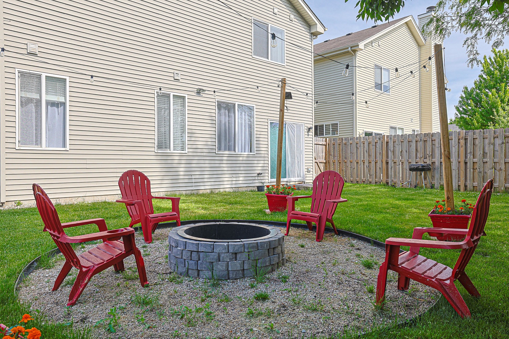 1854 S FALLBROOK Drive, Round Lake, IL 60073