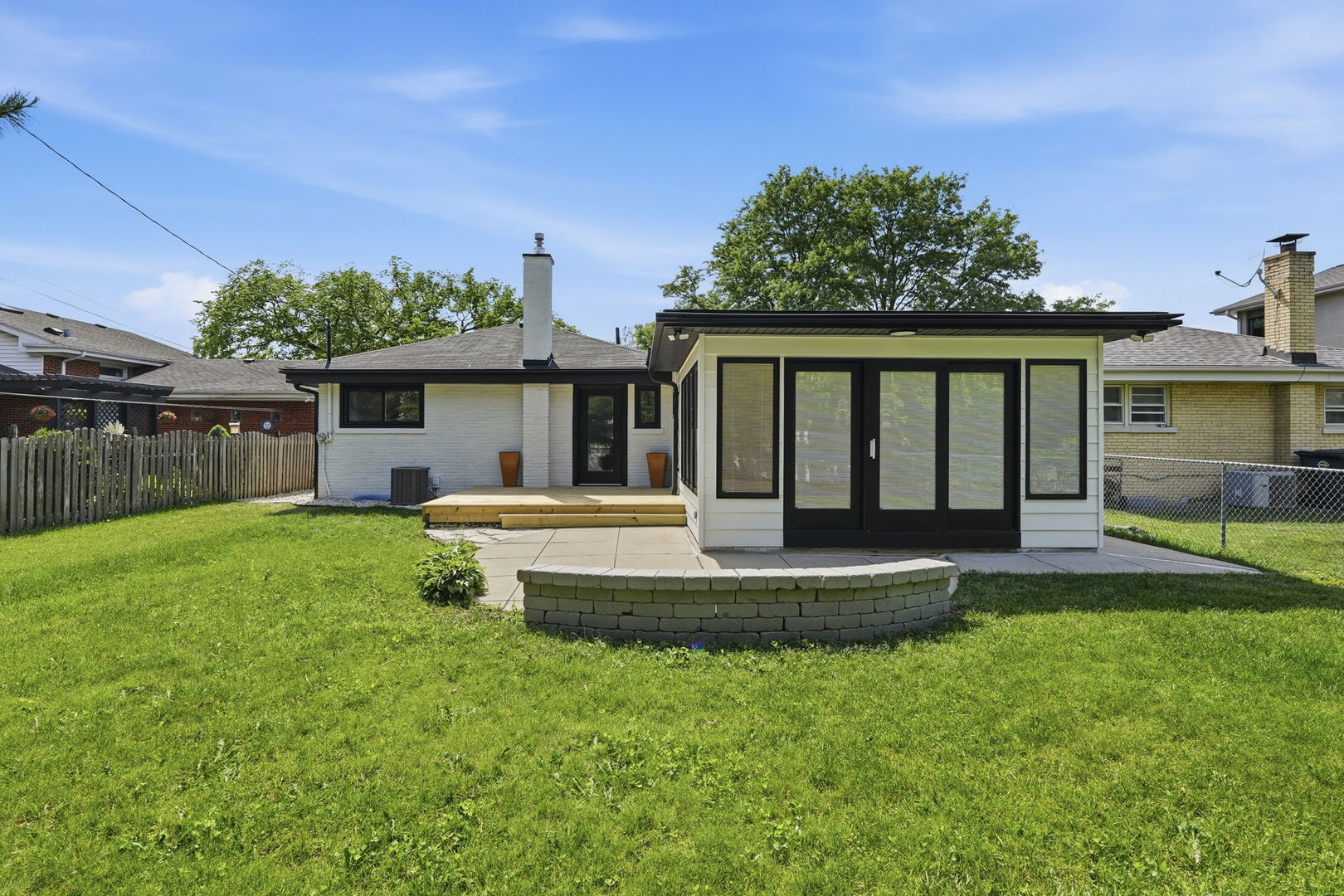 507 N Hamlin Avenue, Park Ridge, IL 60068