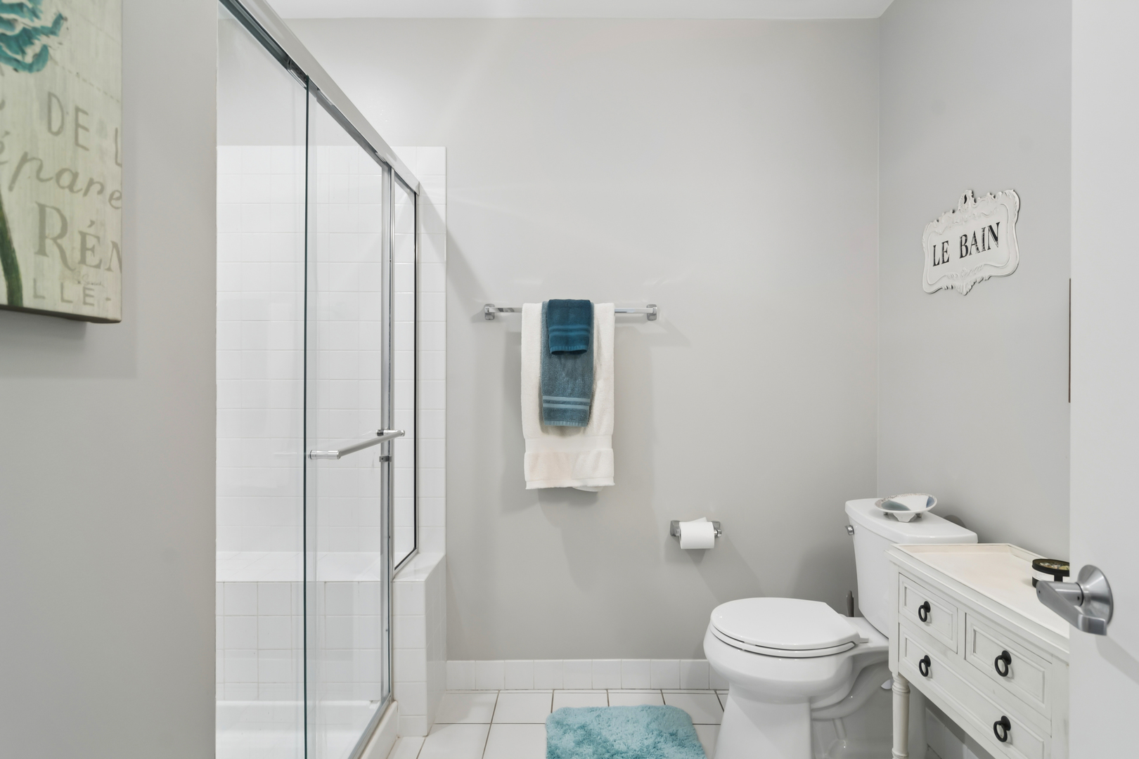 40 E Northwest Highway #208, Mount Prospect, IL 60056
