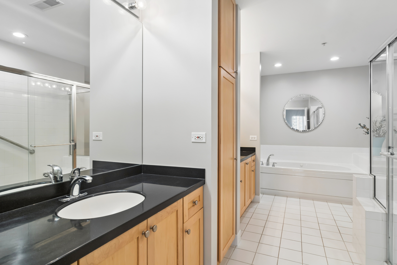 40 E Northwest Highway #208, Mount Prospect, IL 60056