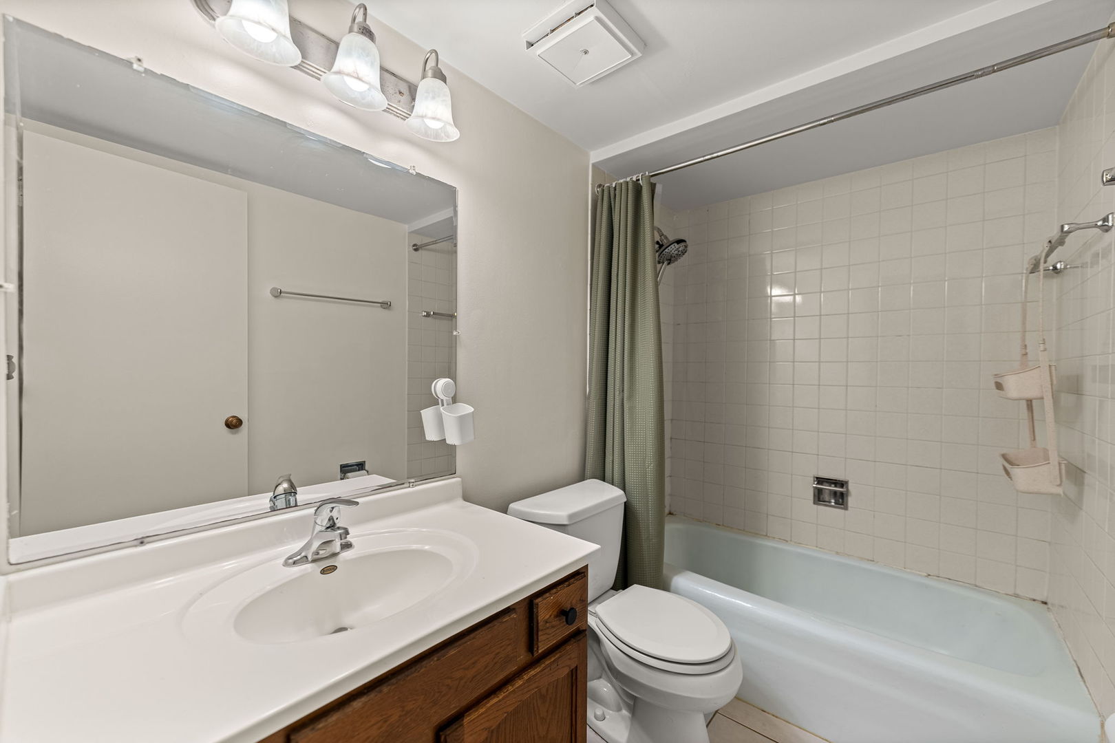 8245 Poplar Lane #5B, Palos Hills, IL 60465
