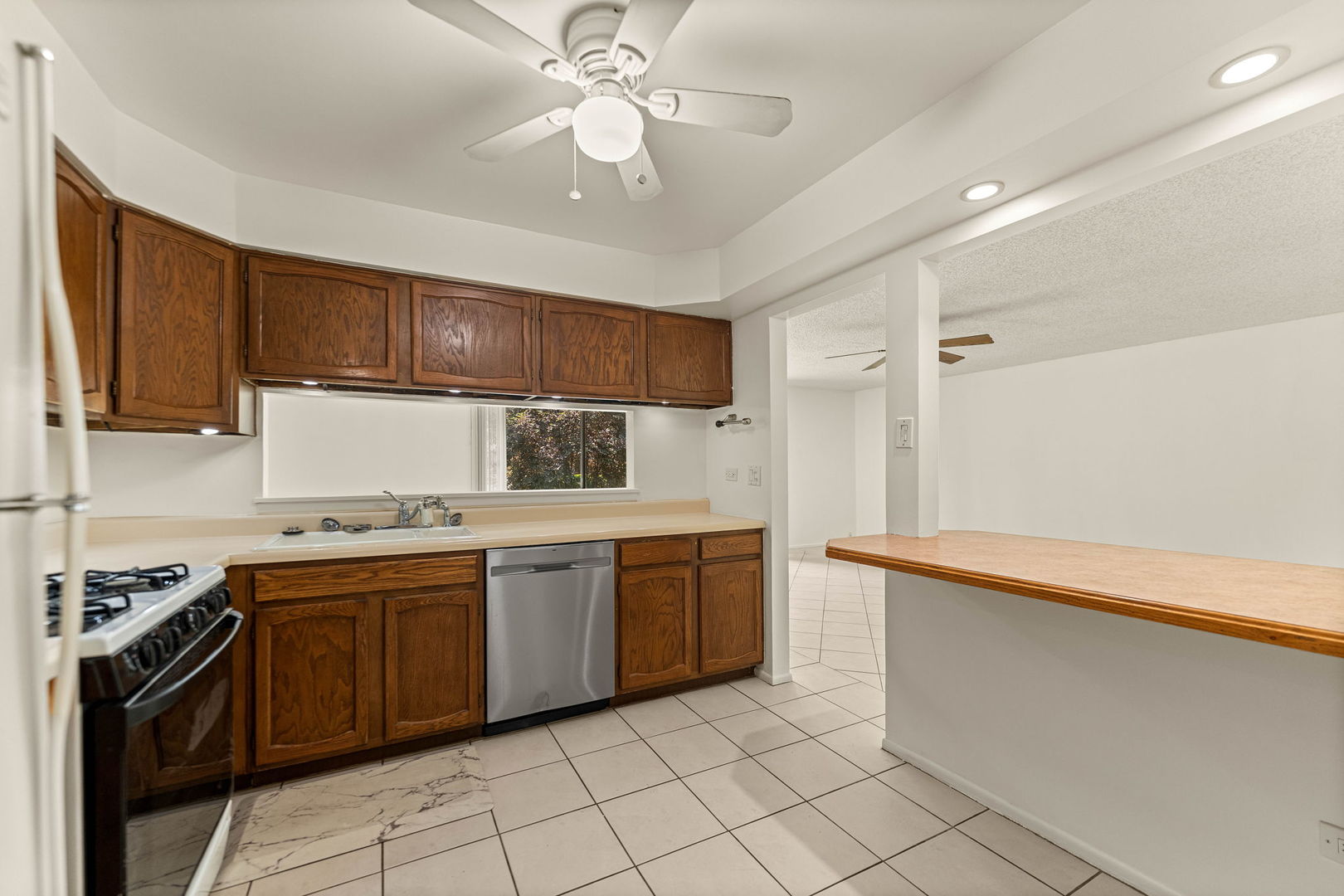 8245 Poplar Lane #5B, Palos Hills, IL 60465