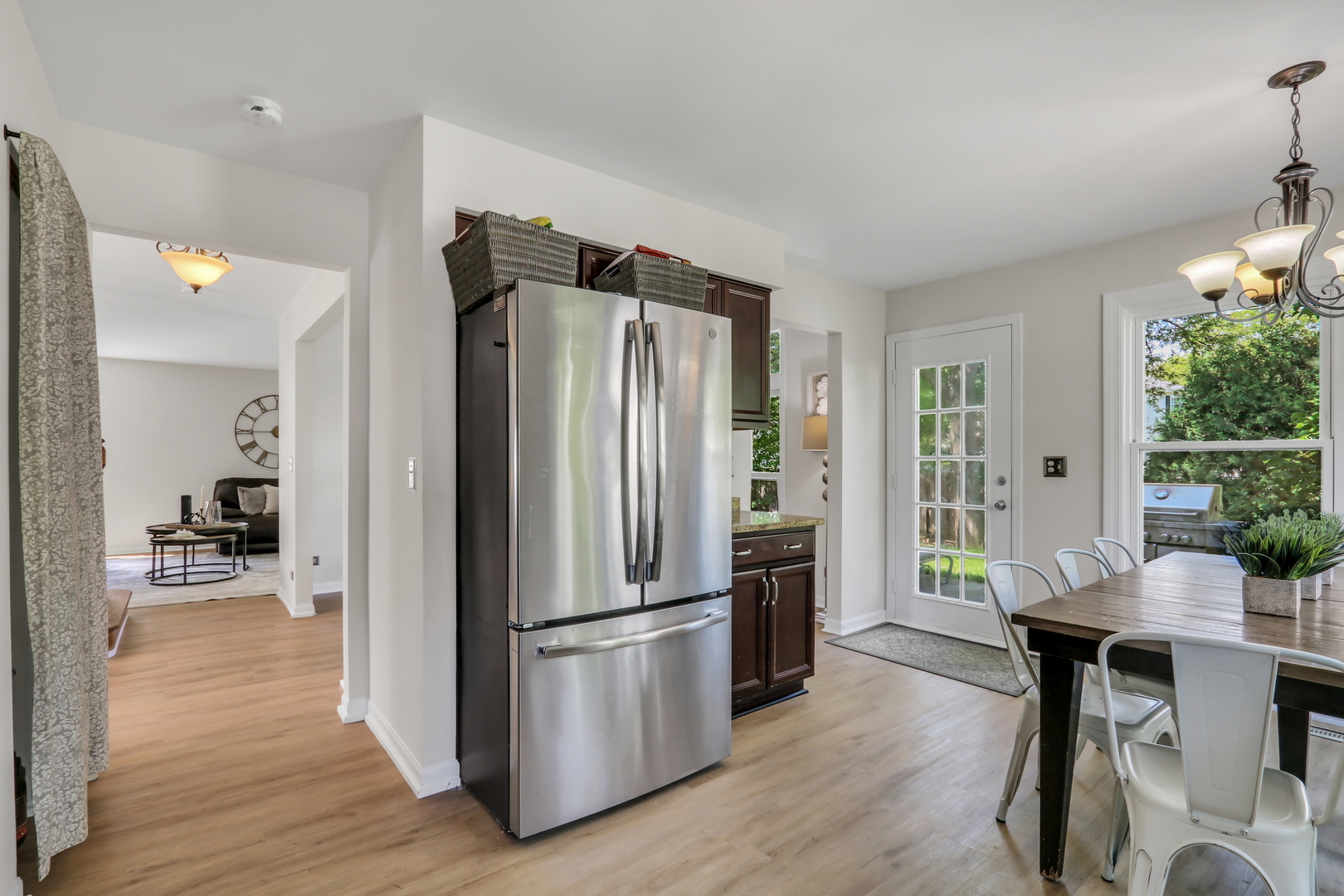 90 Southfield Drive, Vernon Hills, IL 60061