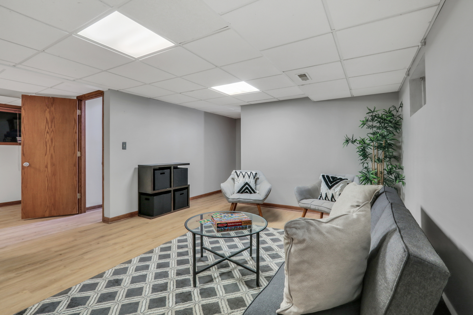 90 Southfield Drive, Vernon Hills, IL 60061