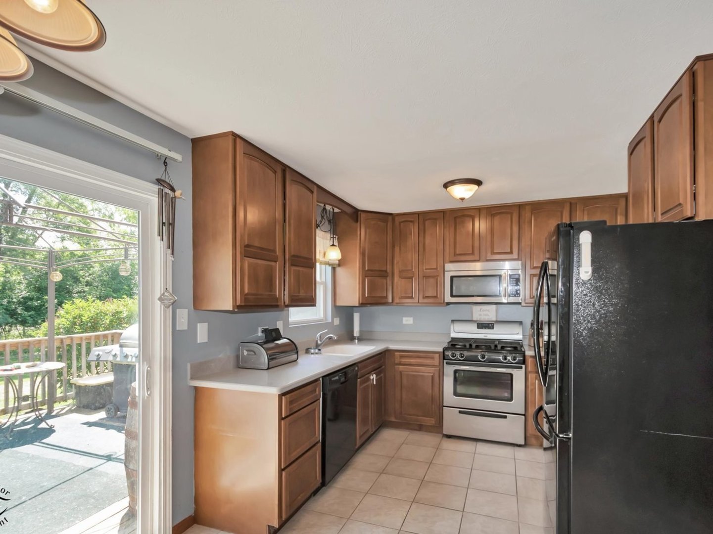 816 Addleman Street, Joliet, IL 60431