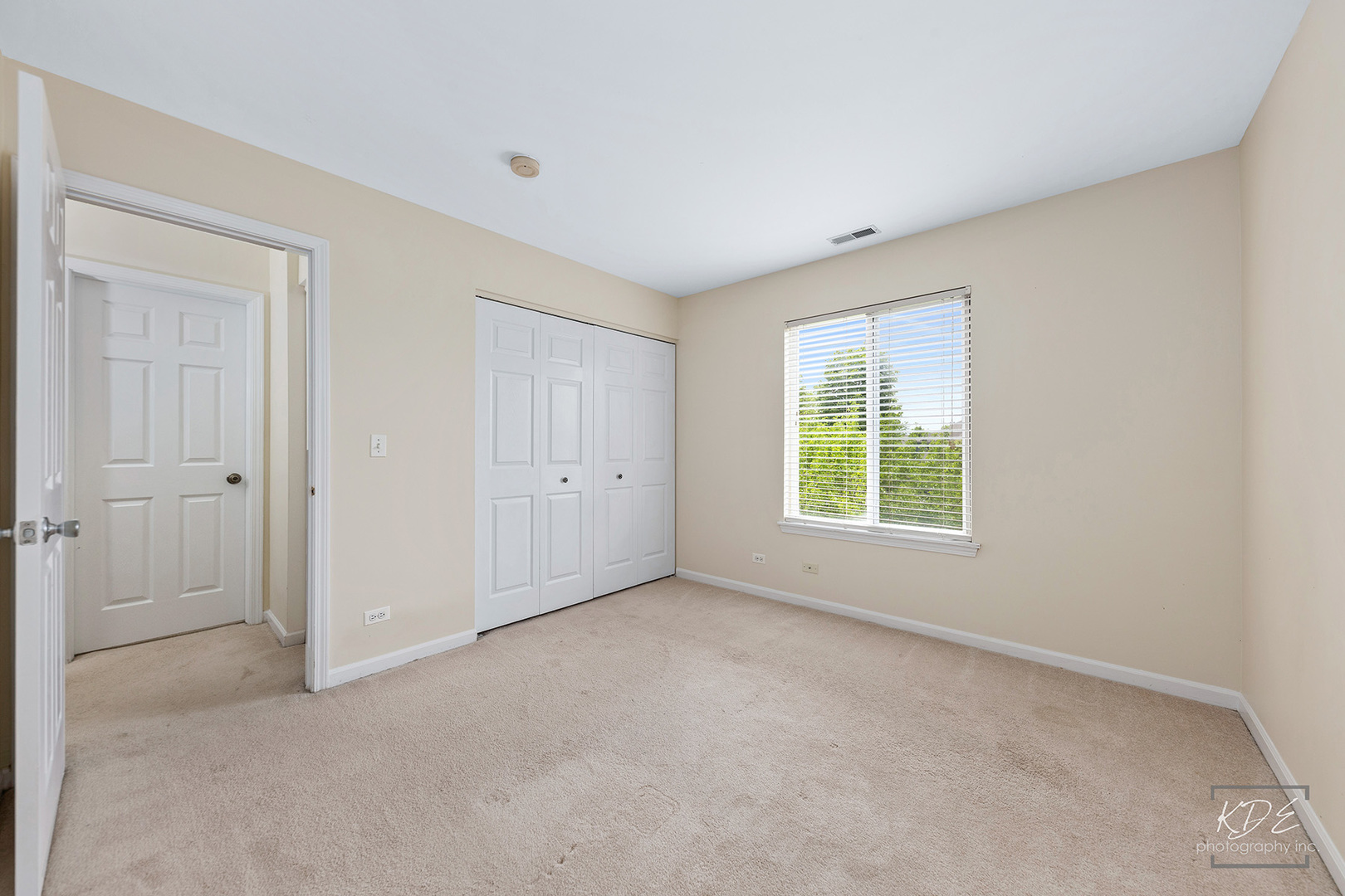 2640 Idaho Road #2640, Naperville, IL 60564