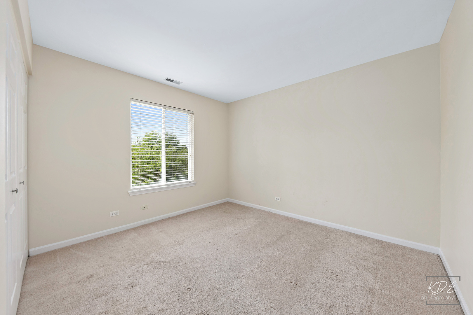 2640 Idaho Road #2640, Naperville, IL 60564