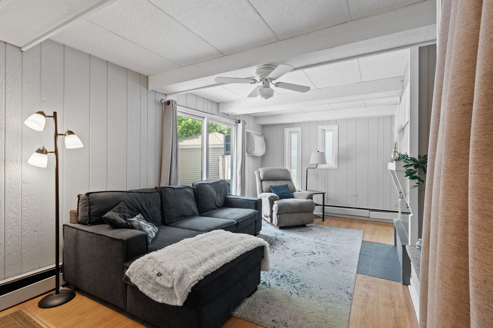 4335 Prospect Avenue, Downers Grove, IL 60515