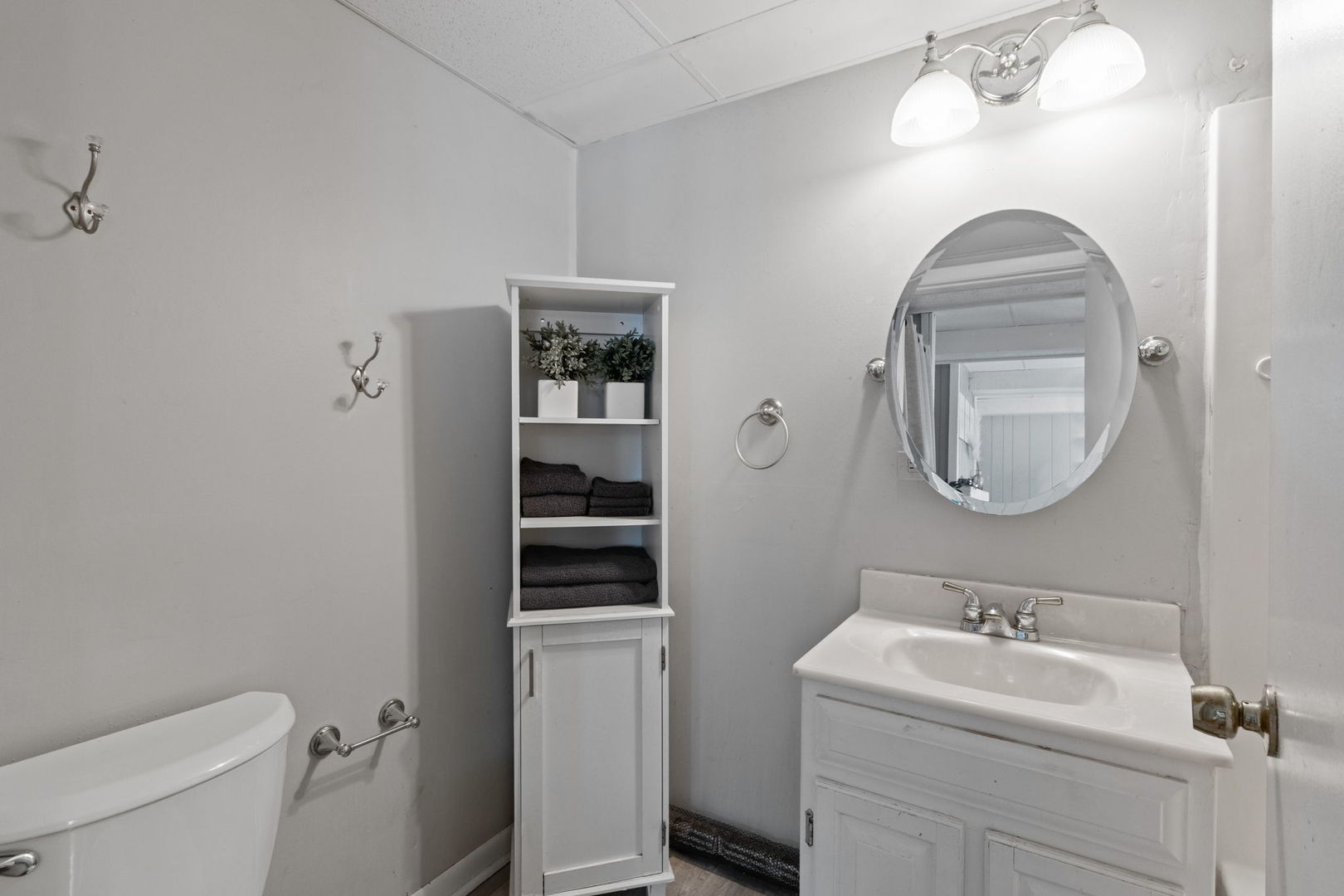 4335 Prospect Avenue, Downers Grove, IL 60515