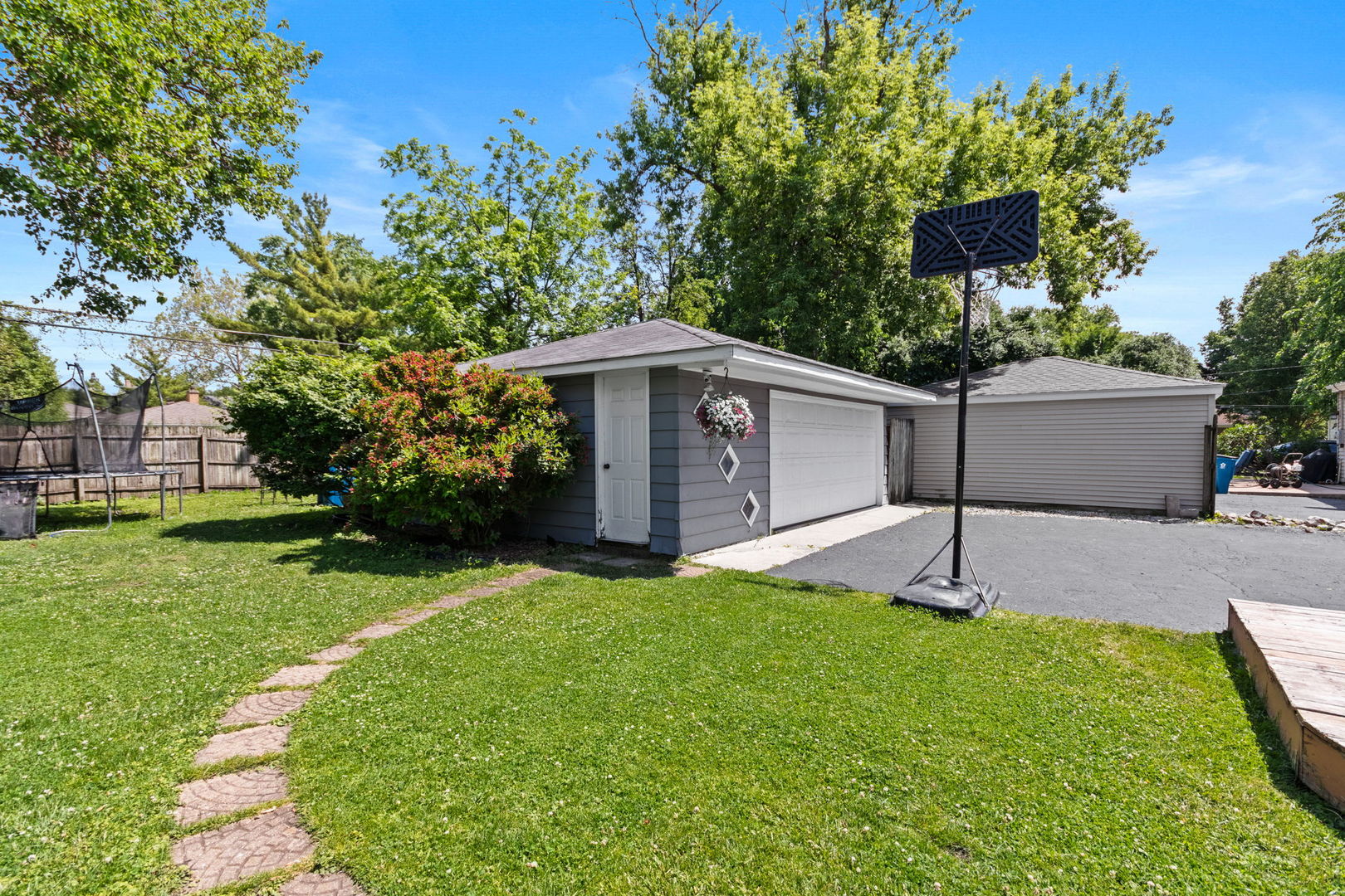 4335 Prospect Avenue, Downers Grove, IL 60515