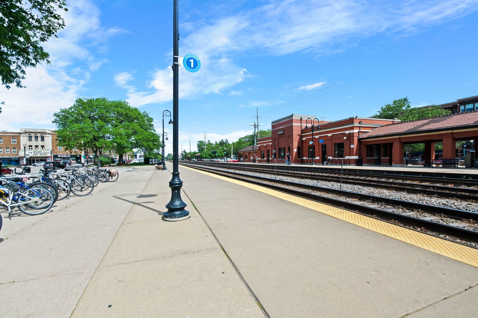 4335 Prospect Avenue, Downers Grove, IL 60515