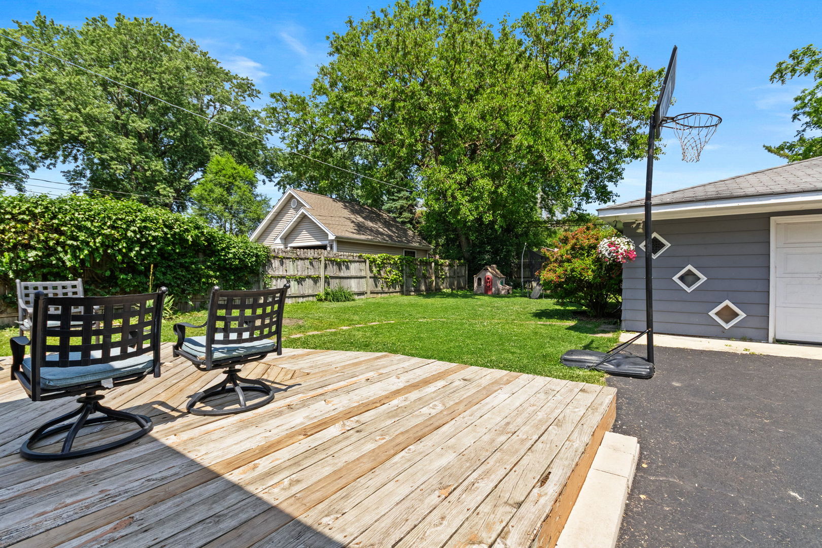 4335 Prospect Avenue, Downers Grove, IL 60515