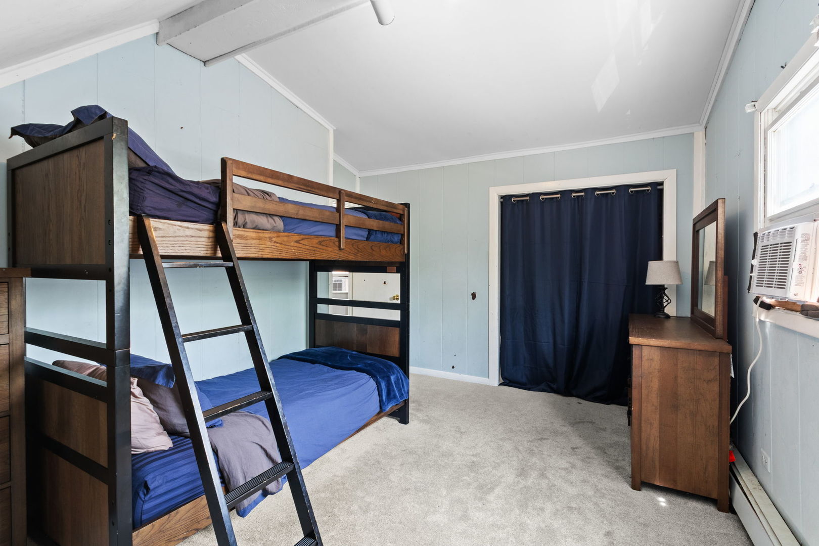 4335 Prospect Avenue, Downers Grove, IL 60515