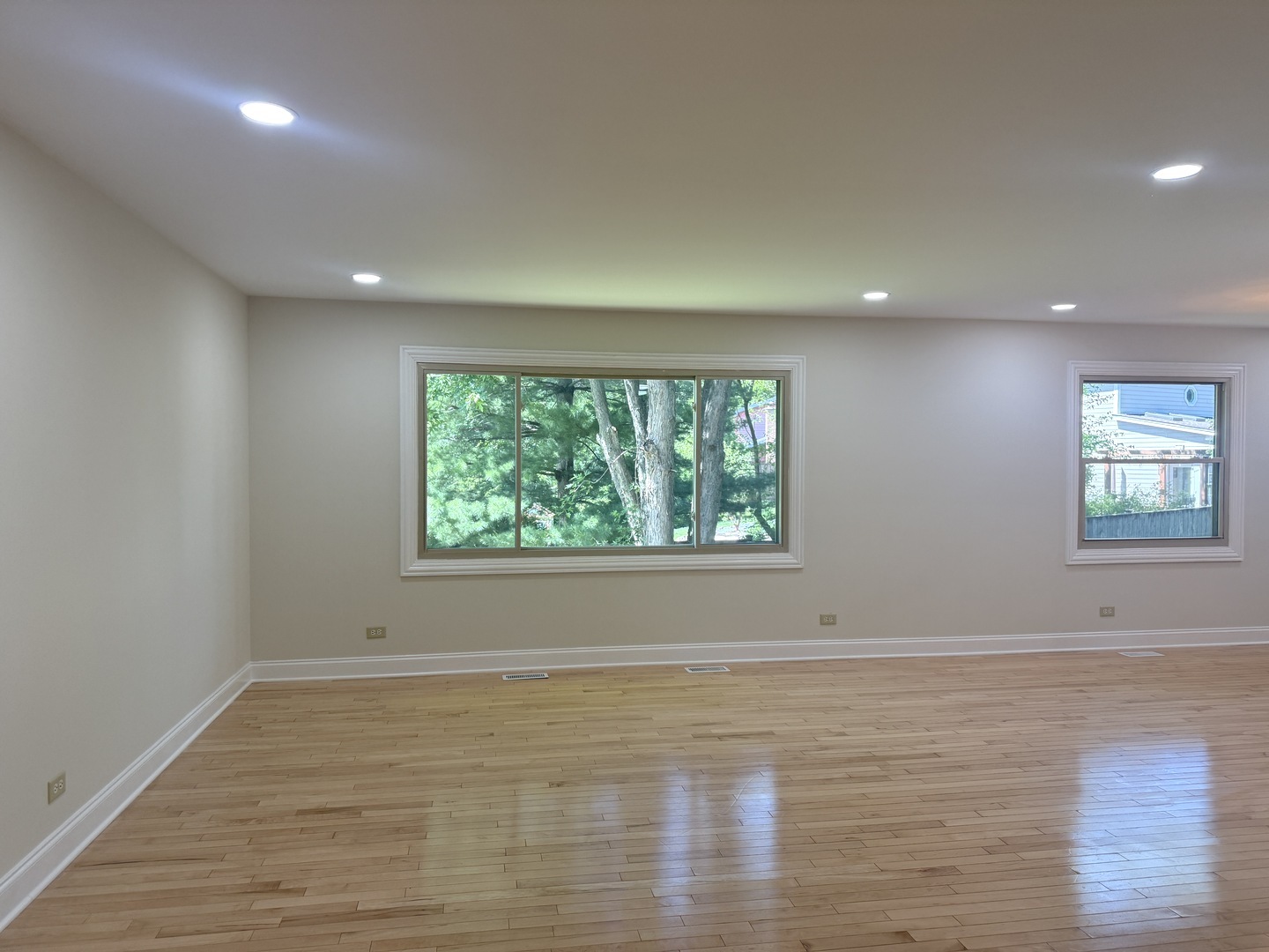 425 Carriage Hill Road, Naperville, IL 60565
