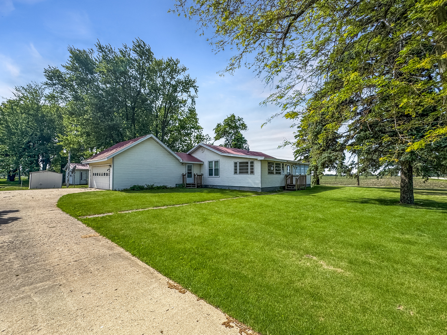 3849 E 22nd Road, Serena, IL 60549