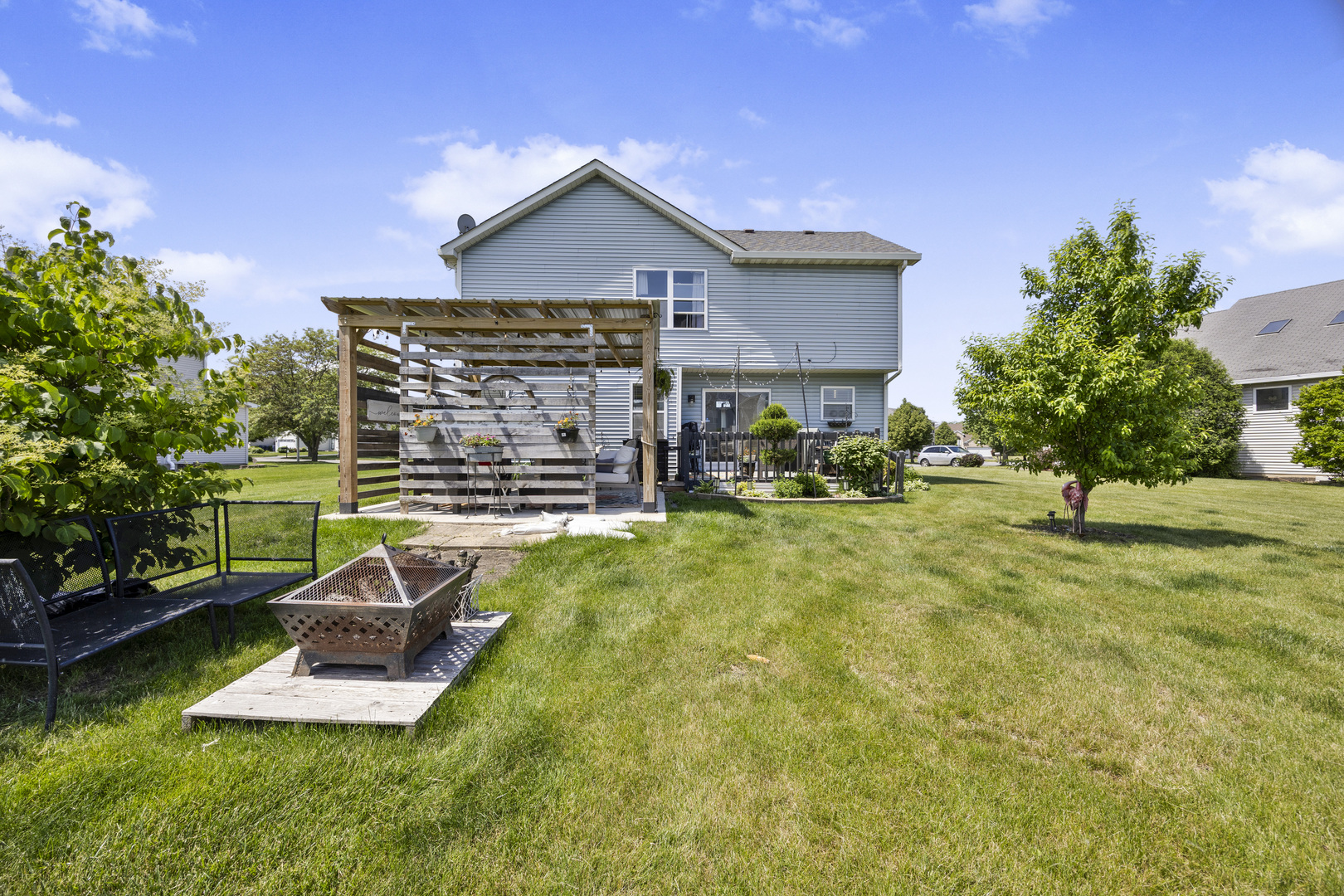 117 Stonebrook Avenue, Matteson, IL 60443