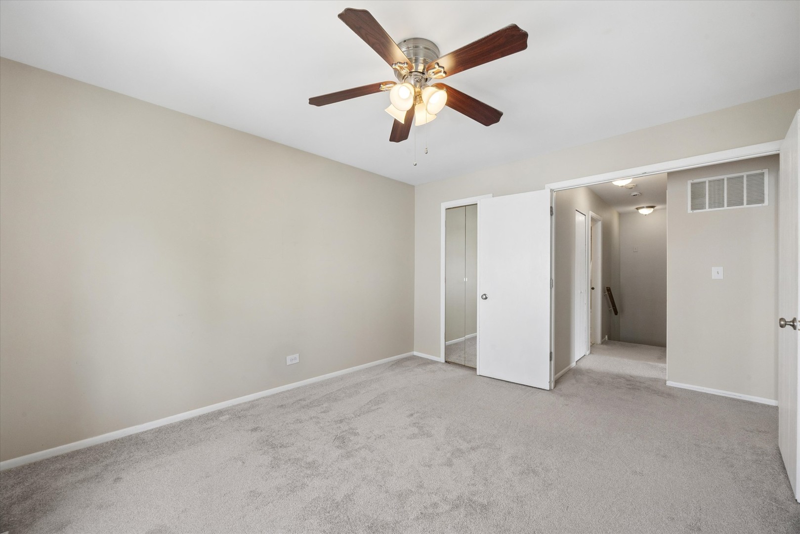 7921 Knottingham Circle #A, Darien, IL 60561