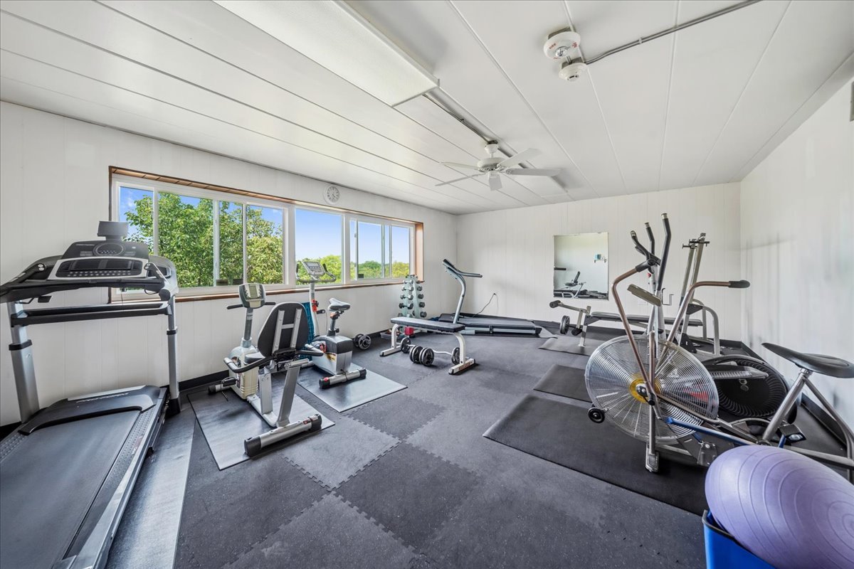 5300 Walnut Avenue #19C, Downers Grove, IL 60515