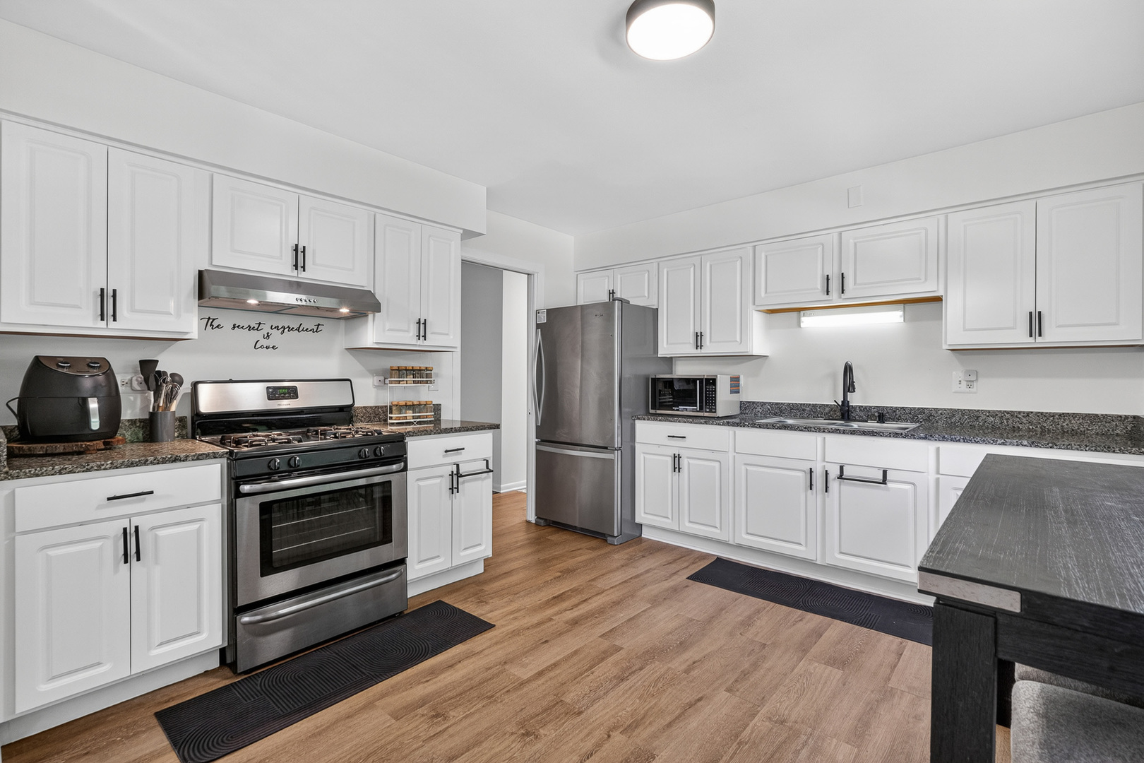 702 W Fitzhenry Court, Glenwood, IL 60425