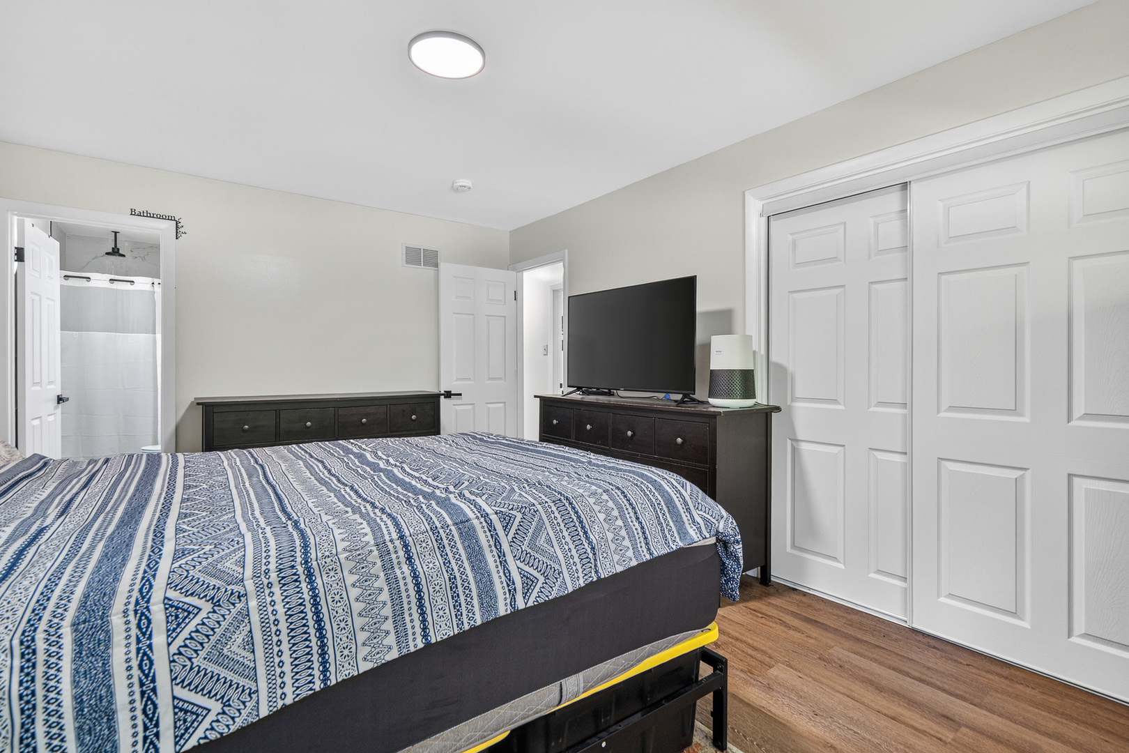 702 W Fitzhenry Court, Glenwood, IL 60425