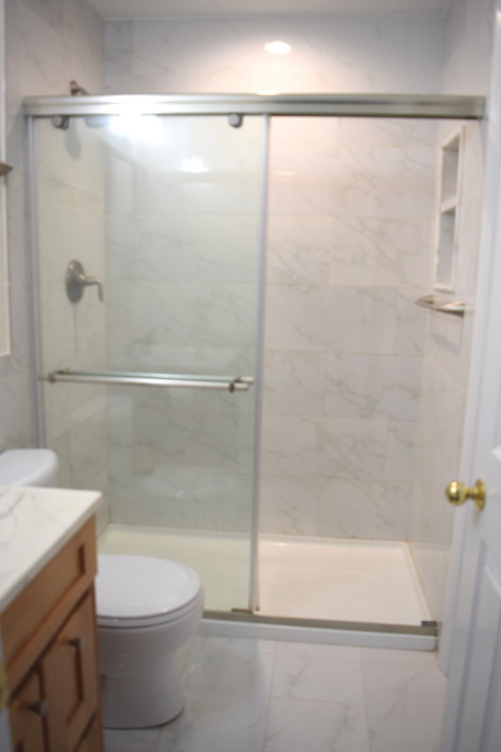 285 Mayfair Lane #2C, Schaumburg, IL 60193