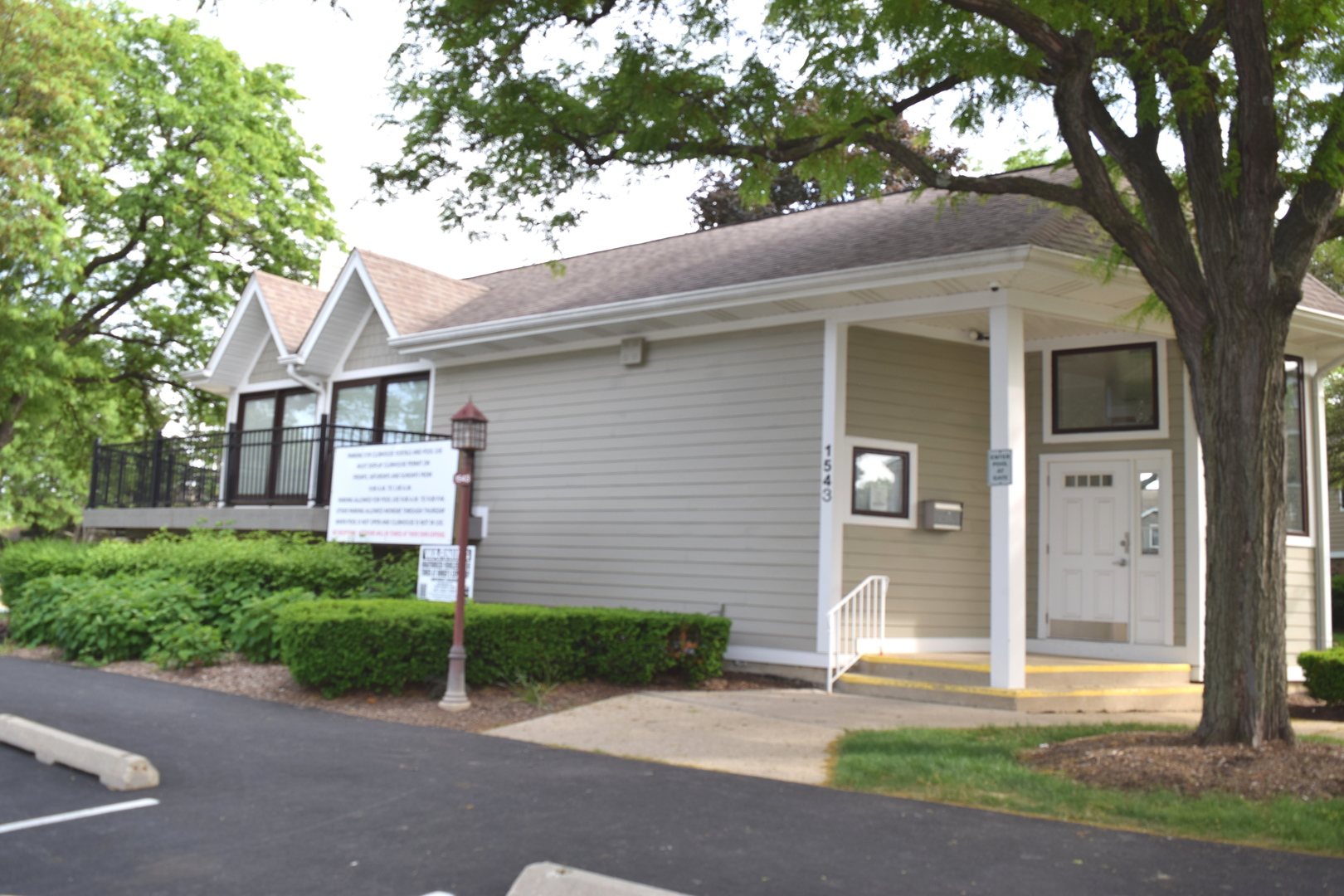 285 Mayfair Lane #2C, Schaumburg, IL 60193