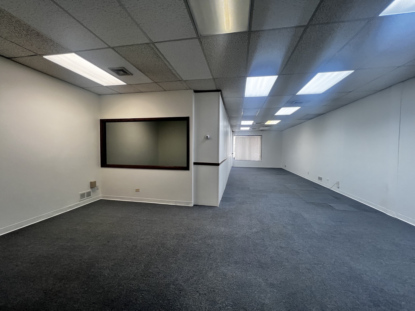 9957 S Roberts Road #B, Palos Hills, IL 60465