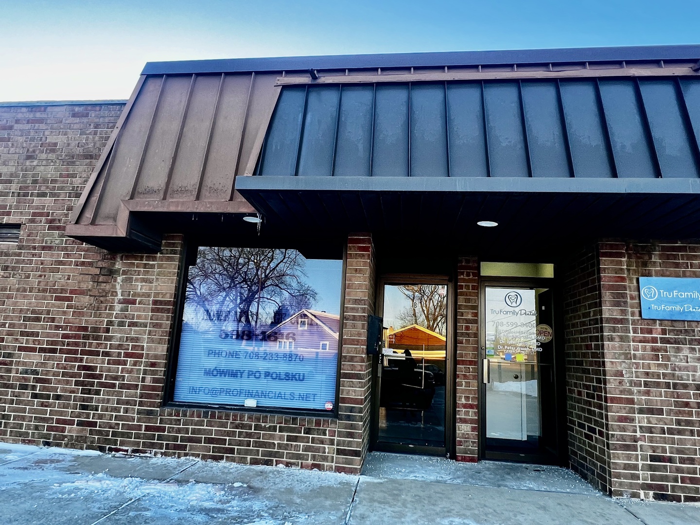9957 S Roberts Road #B, Palos Hills, IL 60465
