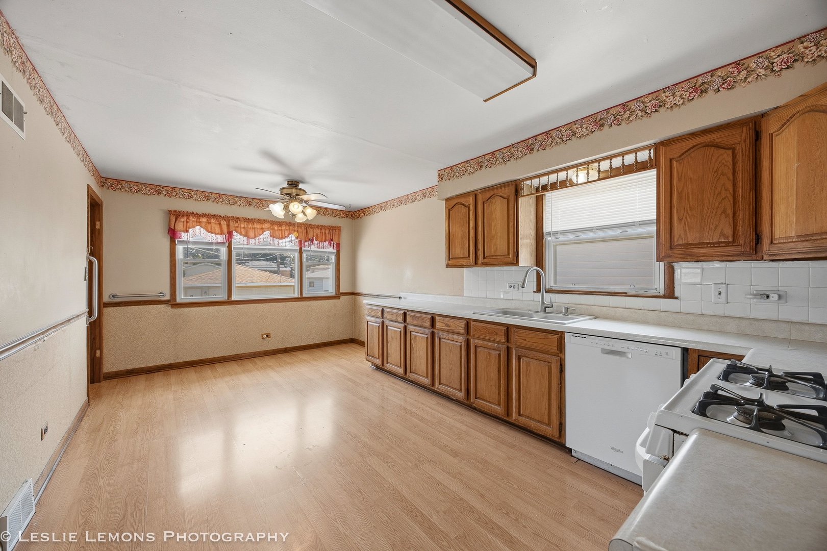 12213 S Hamlin Avenue, Alsip, IL 60803