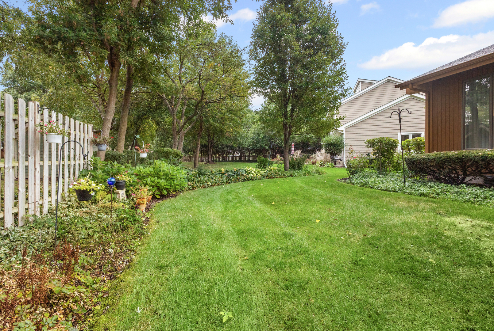 1905 Salem Road, Elgin, IL 60123