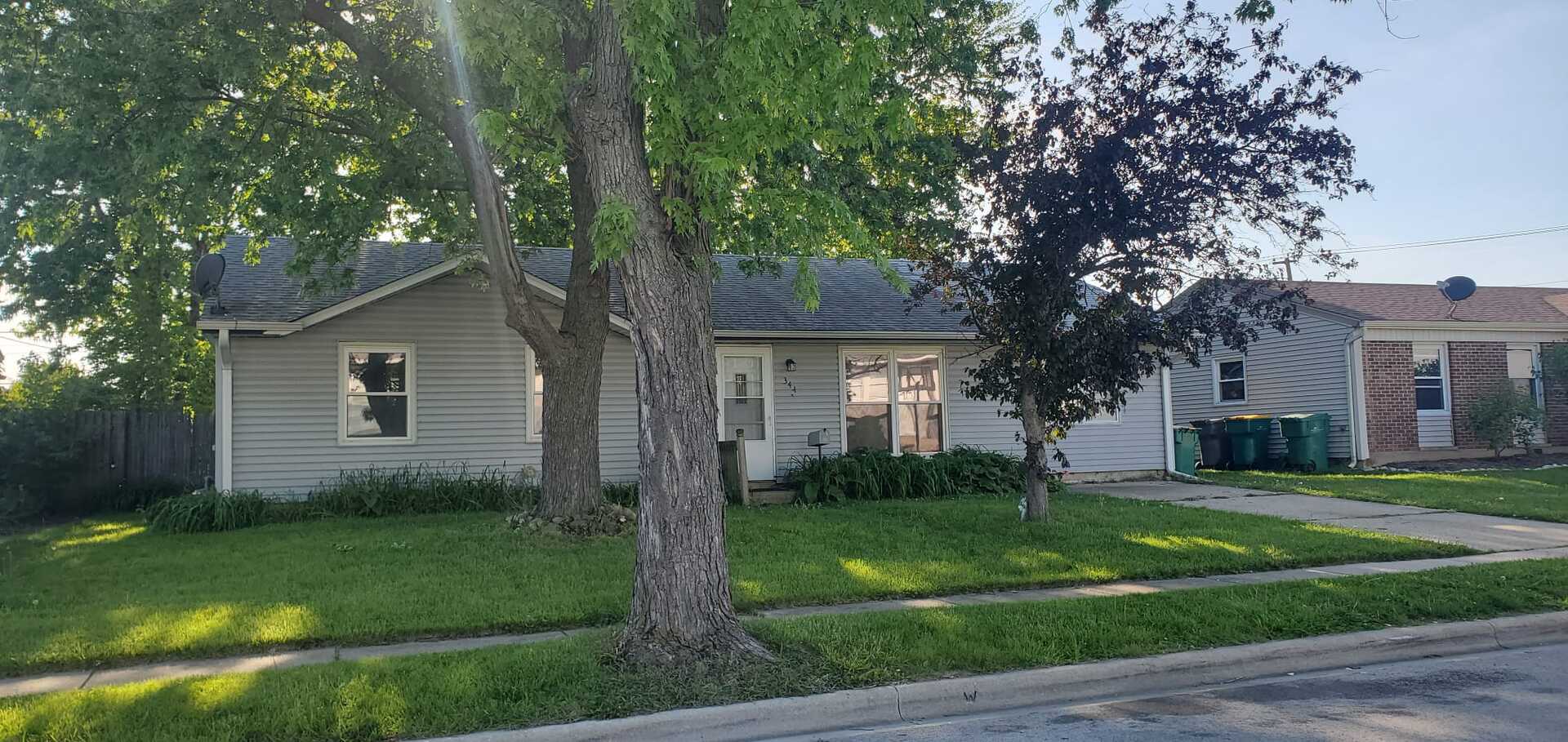 344 Emery Avenue, Romeoville, IL 60446