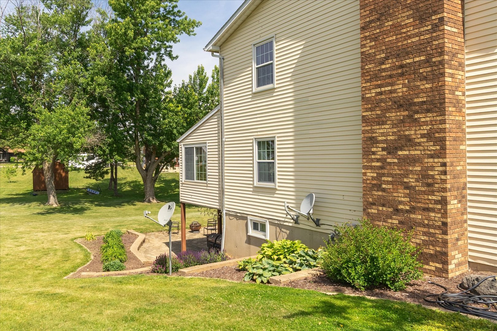 507 Terrace Lane, Washburn, IL 61570