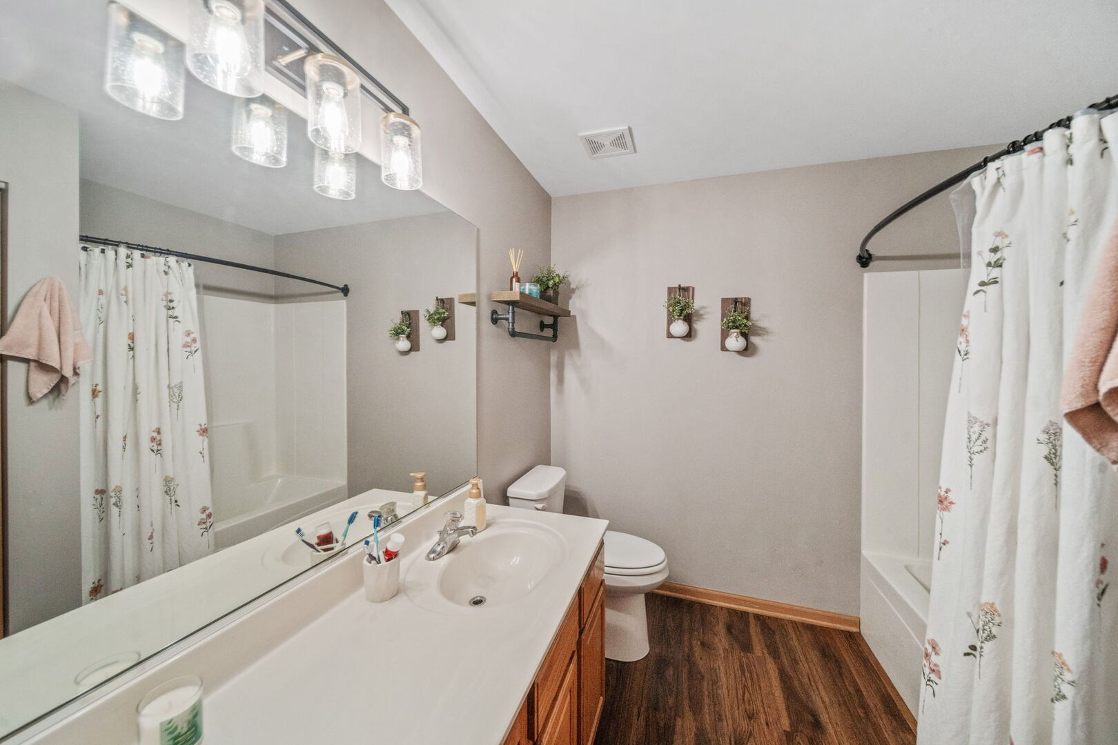 24014 W Walnut Circle #24014, Plainfield, IL 60585